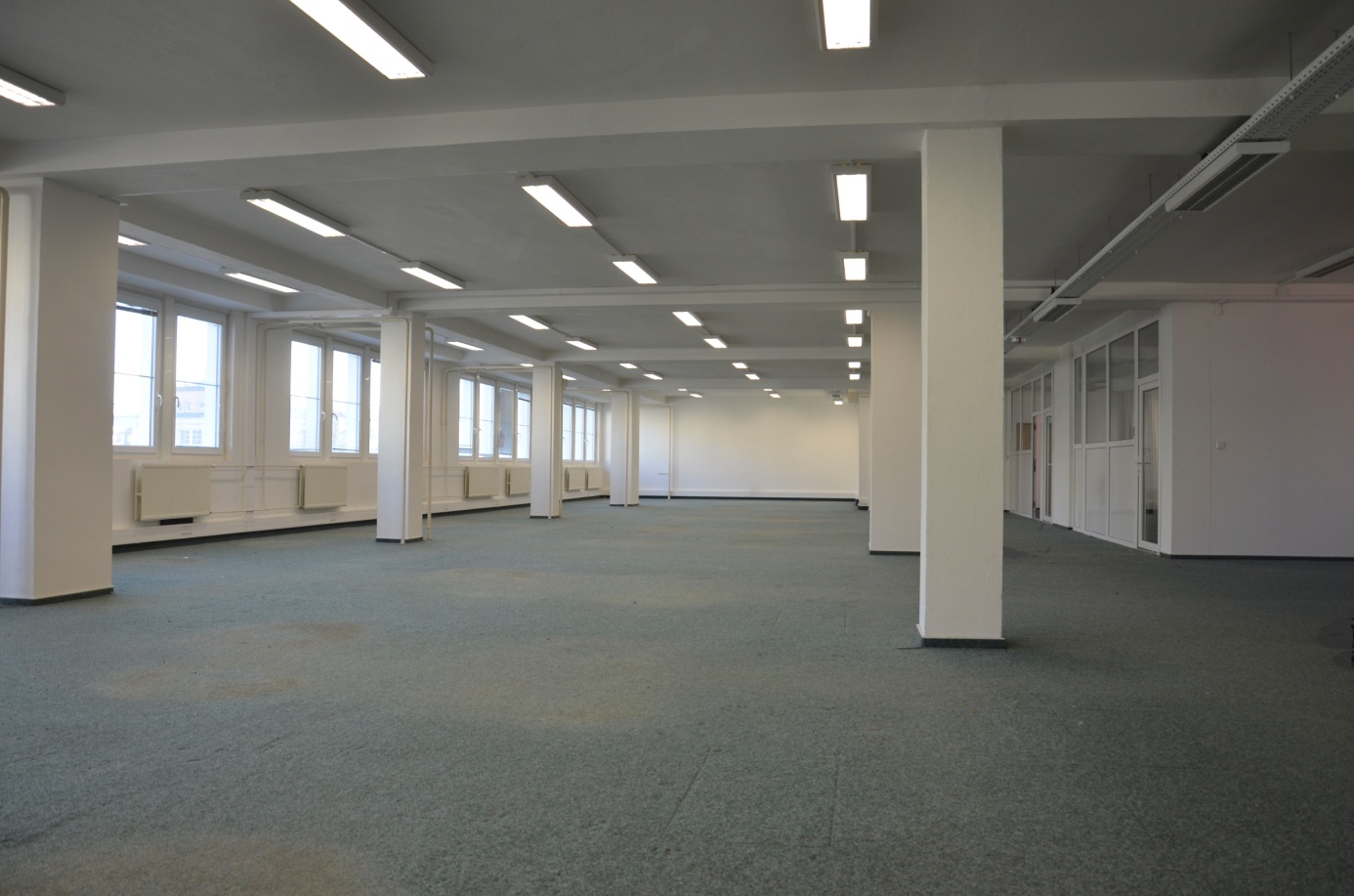 Kancelare Foto